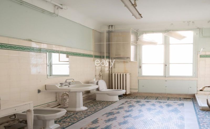 location de lieu année 70 pour tournage paris